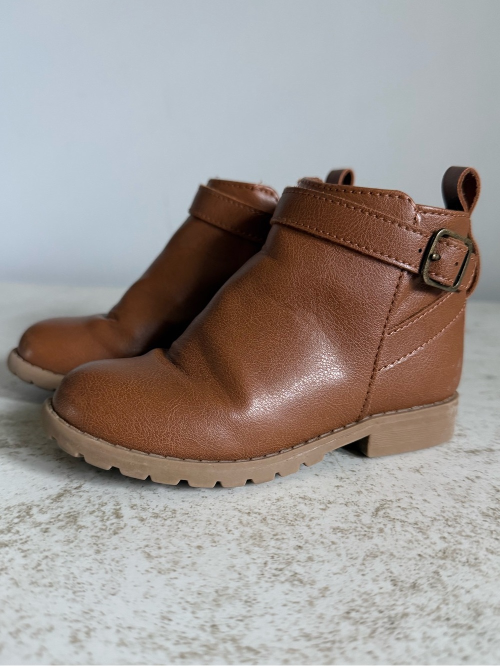 Old Navy Toddler Ankle Booties, Size 8 - Picture 4 of 12